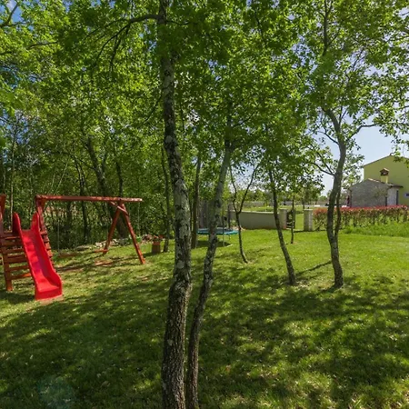 Gardenia With Pool, Garden&jacuzzi Villa *