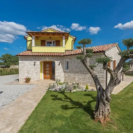 Gardenia With Pool, Garden&jacuzzi