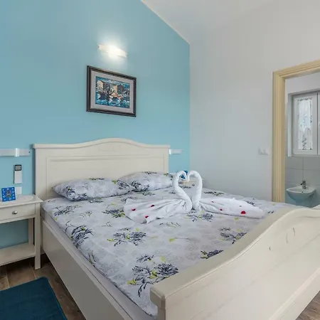 Gardenia With Pool, Garden&jacuzzi Villa