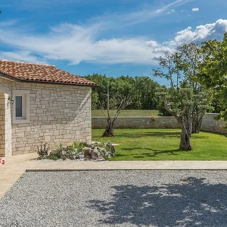 Gardenia With Pool, Garden&jacuzzi