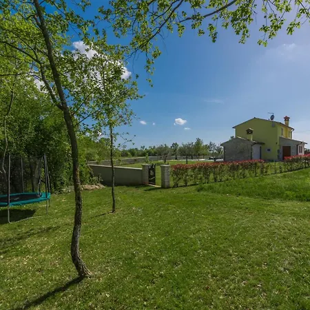 Villa Gardenia With Pool *